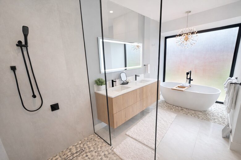 Luxury Villa in Grace Bay w/ Private Pool/Slide - Grace Bay, Turks and Caicos Islands
