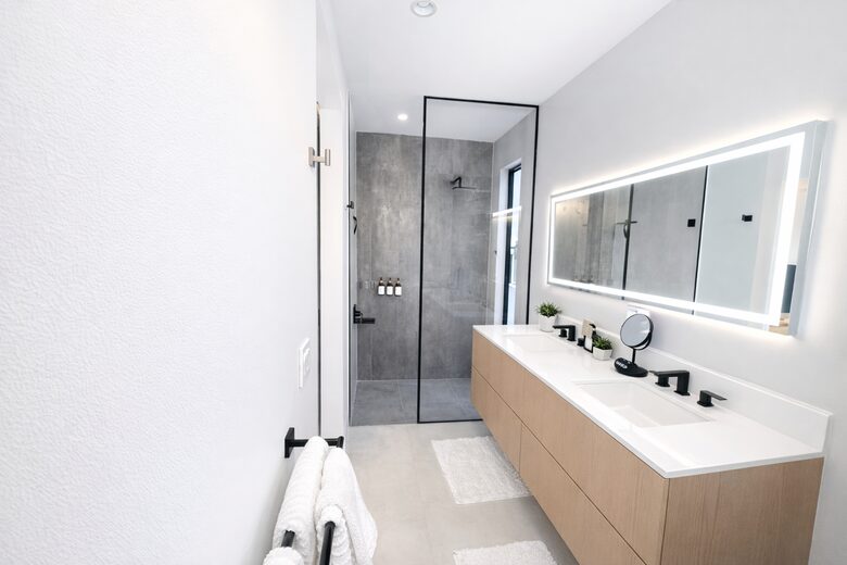 Luxury Villa in Grace Bay w/ Private Pool/Slide - Grace Bay, Turks and Caicos Islands