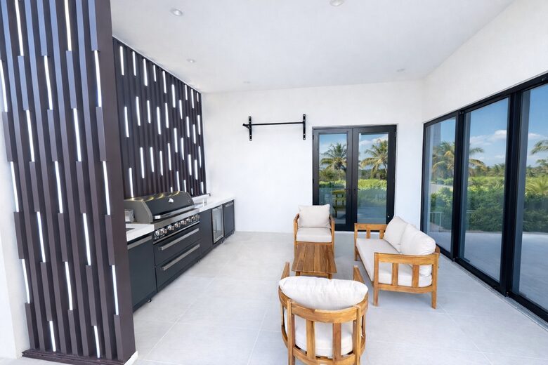 Luxury Villa in Grace Bay w/ Private Pool/Slide - Grace Bay, Turks and Caicos Islands