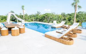 Luxury Villa in Grace Bay w/ Private Pool/Slide - Grace Bay, Turks and Caicos Islands
