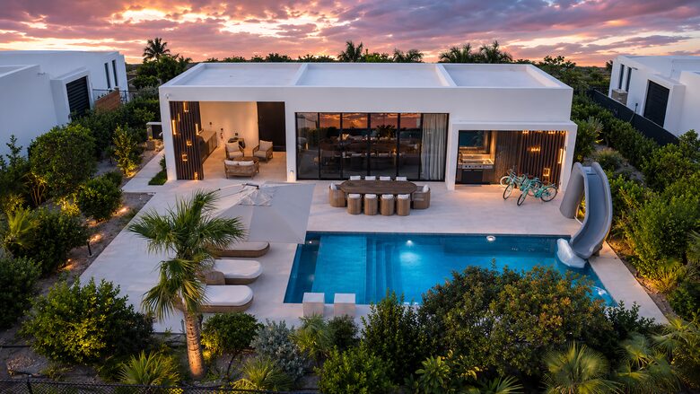 Luxury Villa in Grace Bay w/ Private Pool/Slide - Grace Bay, Turks and Caicos Islands
