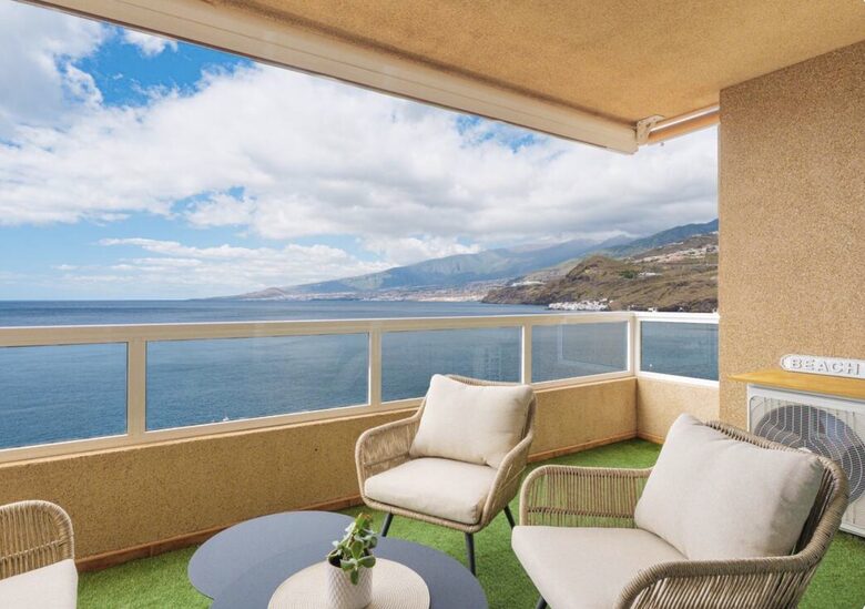 Coastal Serenity: A Seafront Escape in Tenerife - Radazul, Spain