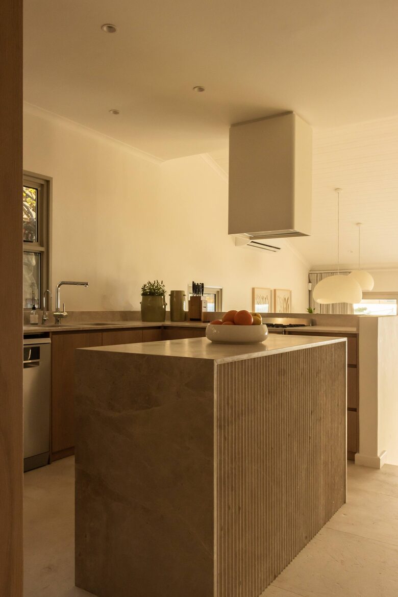 Clifton Beachfront Bungalow with Private Plunge Pool - Cape Town, South Africa