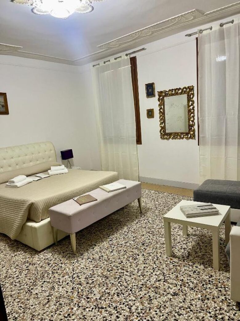 Refined Living in the Heart of the Lagoon - Venice, Italy