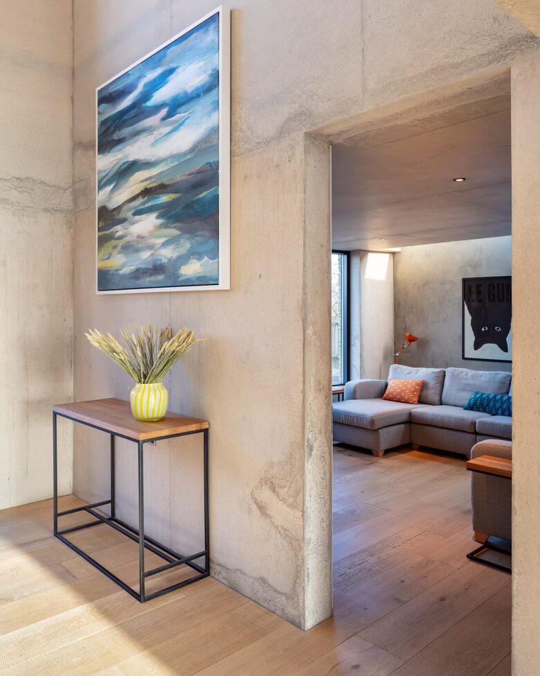 Contemporary Residence with Countryside Views - Malmesbury, United Kingdom