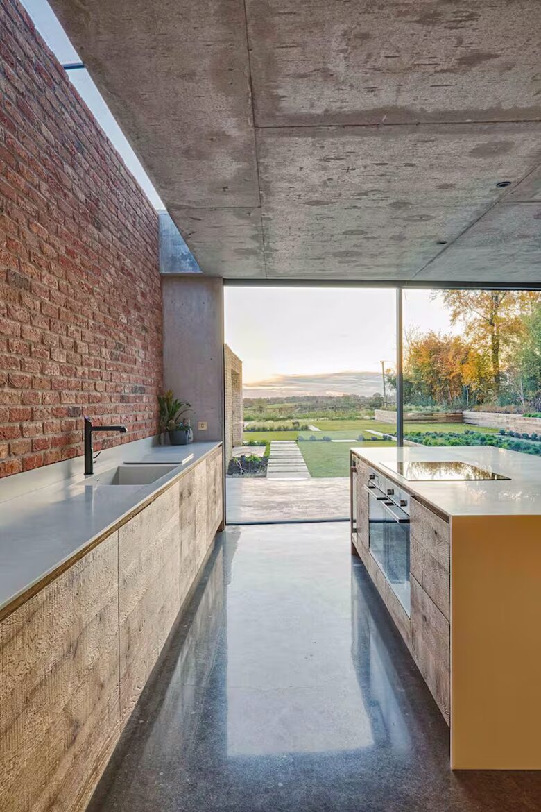 Contemporary Residence with Countryside Views - Malmesbury, United Kingdom