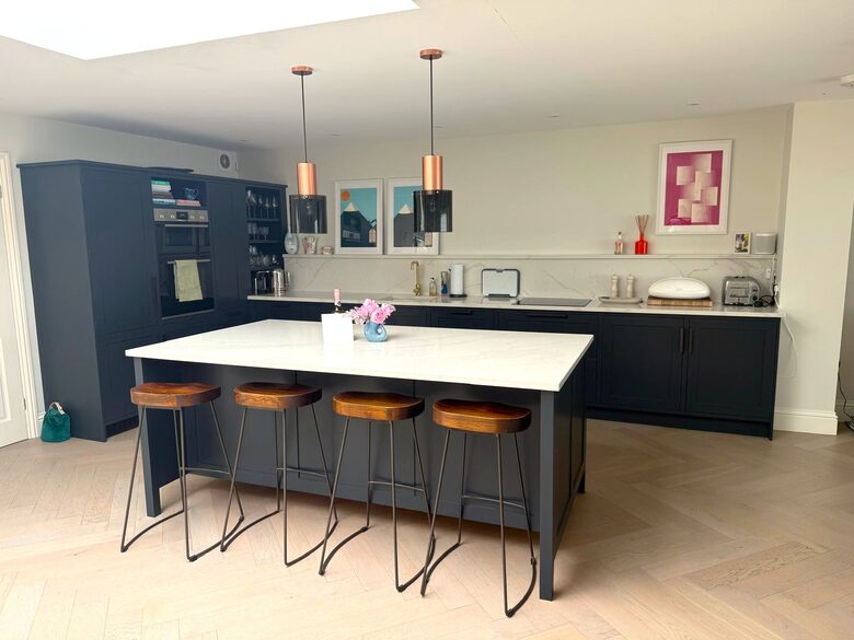 Elegant West Dorset Residence by the Coast - Dorchester, United Kingdom