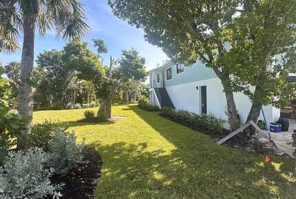 Lagoon House at Algiers Beach - Sanibel, Florida