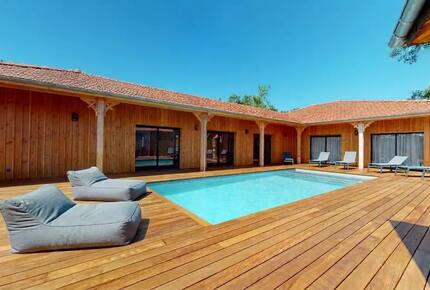 The Arès Coastal Villa - Arès, France