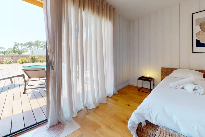 The Arès Coastal Villa - Arès, France