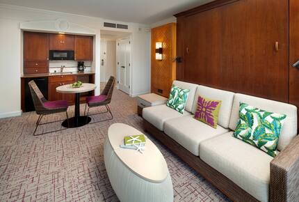 1 Bedroom Oceanfront Villa | Marriott Kauai Beach Club - Kalapaki Beach, Hawaii