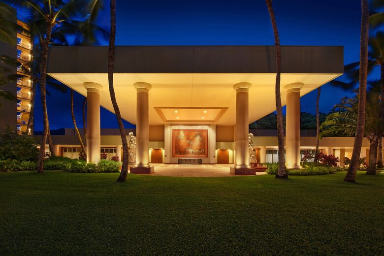 1 Bedroom Oceanfront Villa | Marriott Kauai Beach Club - Kalapaki Beach, Hawaii