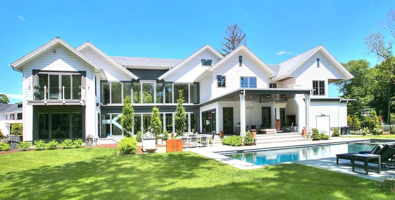 Designer Westport Estate Near Compo Beach - Westport, Connecticut