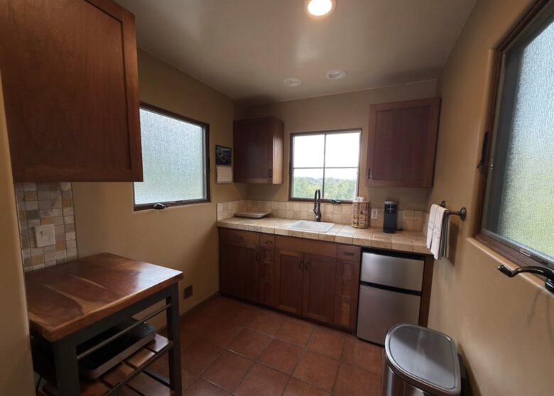 Hillside Casita Near Cal Poly & Downtown San Luis Obispo - San Luis Obispo, California