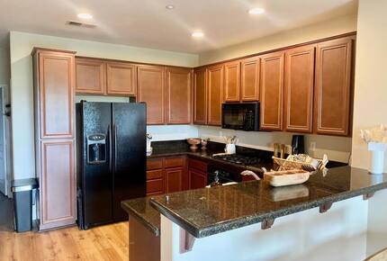 Spacious Treviso Retreat Near Mission Trails - Santee, California