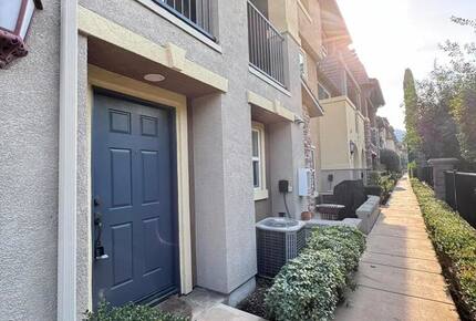 Spacious Treviso Retreat Near Mission Trails - Santee, California
