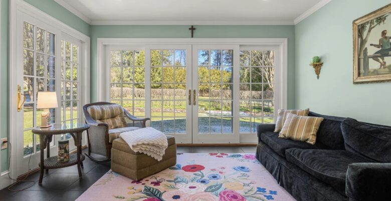 Four-Acre Berkshire Country Retreat - Stockbridge, Massachusetts