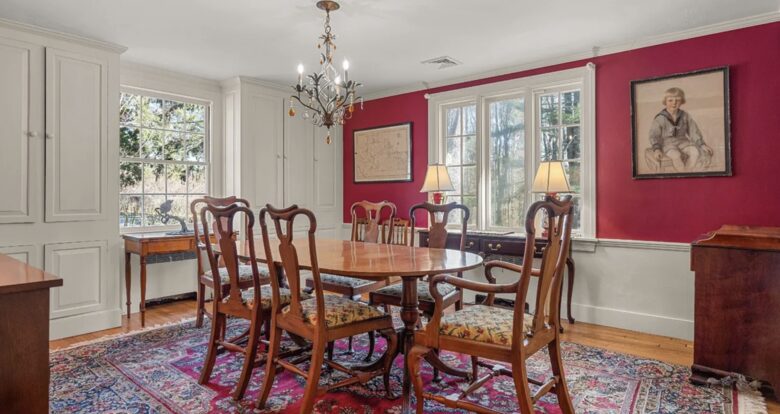 Four-Acre Berkshire Country Retreat - Stockbridge, Massachusetts