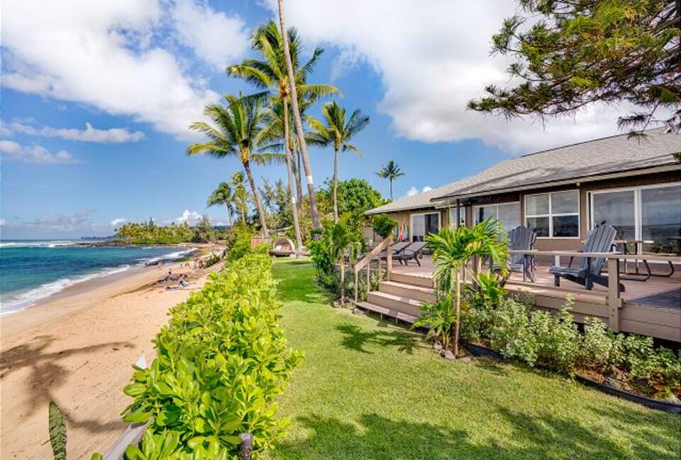 Laniakea Turtle Beach Retreat - Haleiwa, Hawaii