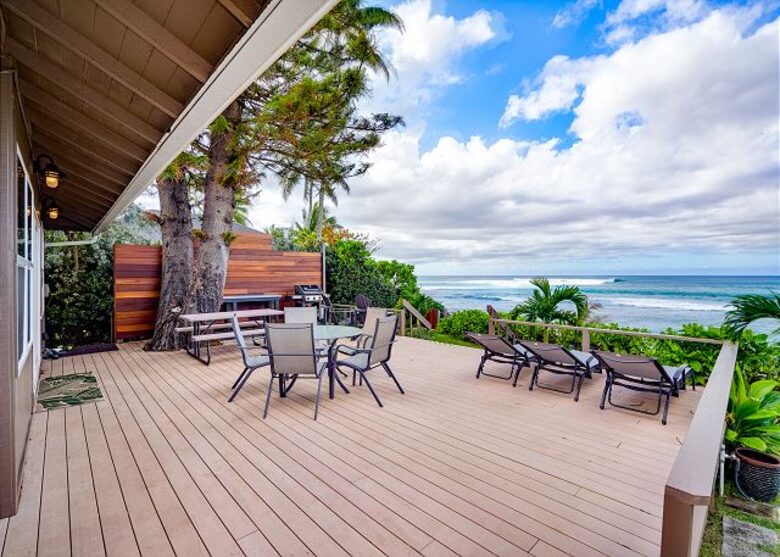 Laniakea Turtle Beach Retreat - Haleiwa, Hawaii