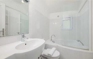 Refined Cannes Villa with Hot Tub Terrace - Cannes, France