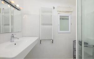 Refined Cannes Villa with Hot Tub Terrace - Cannes, France
