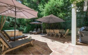 Refined Cannes Villa with Hot Tub Terrace - Cannes, France