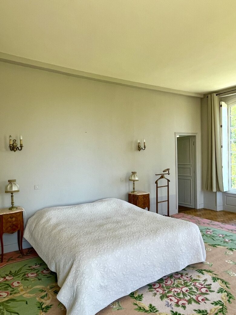 Le Château de la Motte - Joué-du-Plain, France