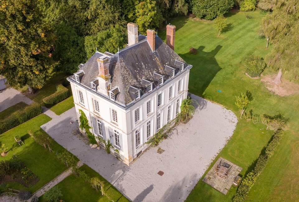 Le Château de la Motte - Joué-du-Plain, France