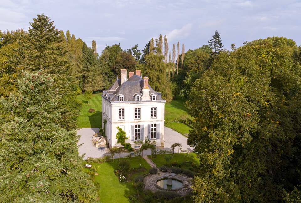 Le Château de la Motte - Joué-du-Plain, France