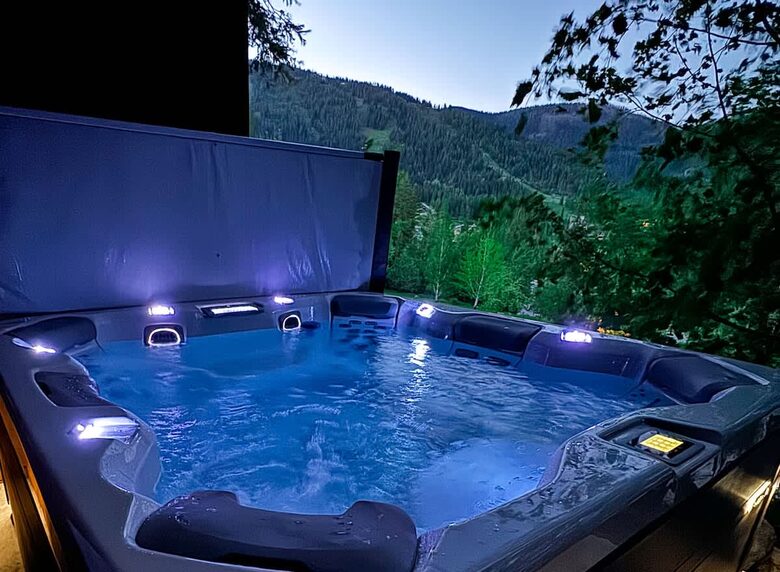 Luxury Mountain Escape with Panoramic Whitefish Views - Whitefish, Montana