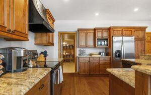 Luxury Mountain Escape with Panoramic Whitefish Views - Whitefish, Montana