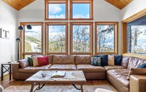 Luxury Mountain Escape with Panoramic Whitefish Views - Whitefish, Montana