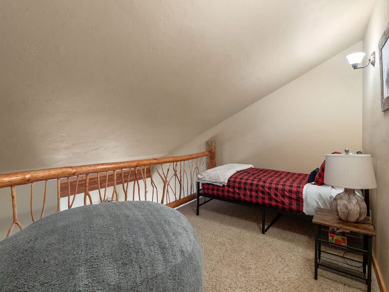 Luxury Mountain Escape with Panoramic Whitefish Views - Whitefish, Montana