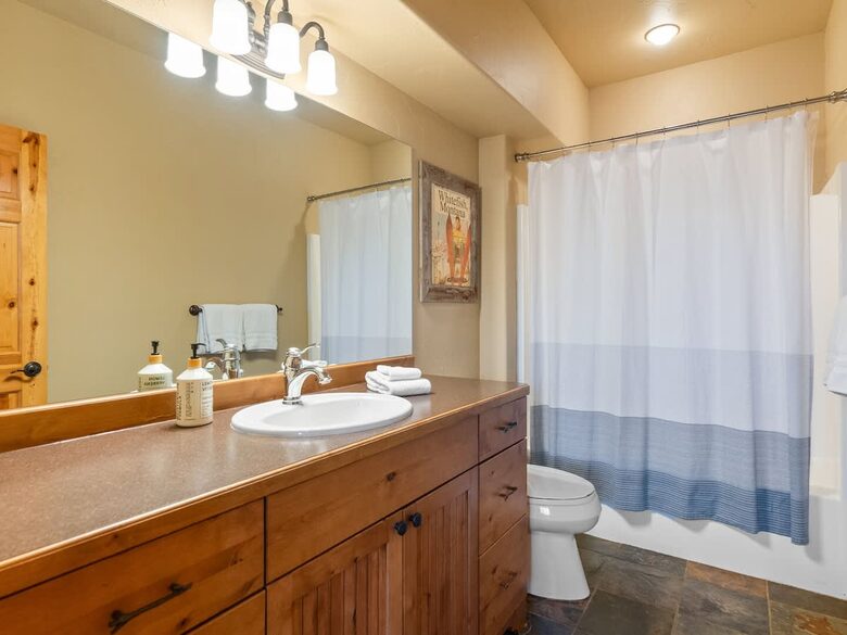 Luxury Mountain Escape with Panoramic Whitefish Views - Whitefish, Montana