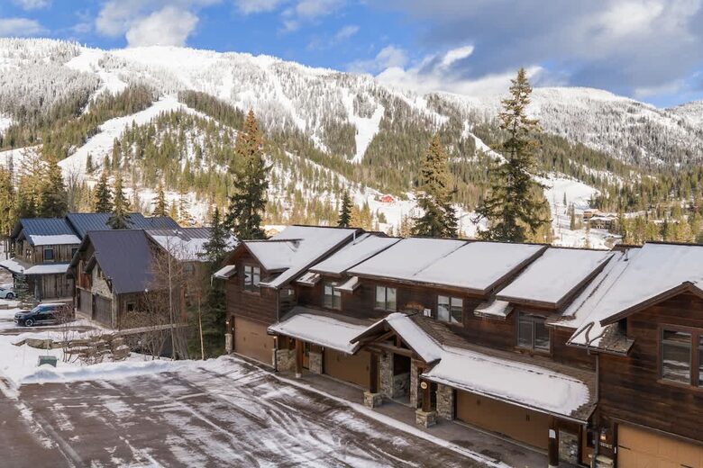 Luxury Mountain Escape with Panoramic Whitefish Views - Whitefish, Montana