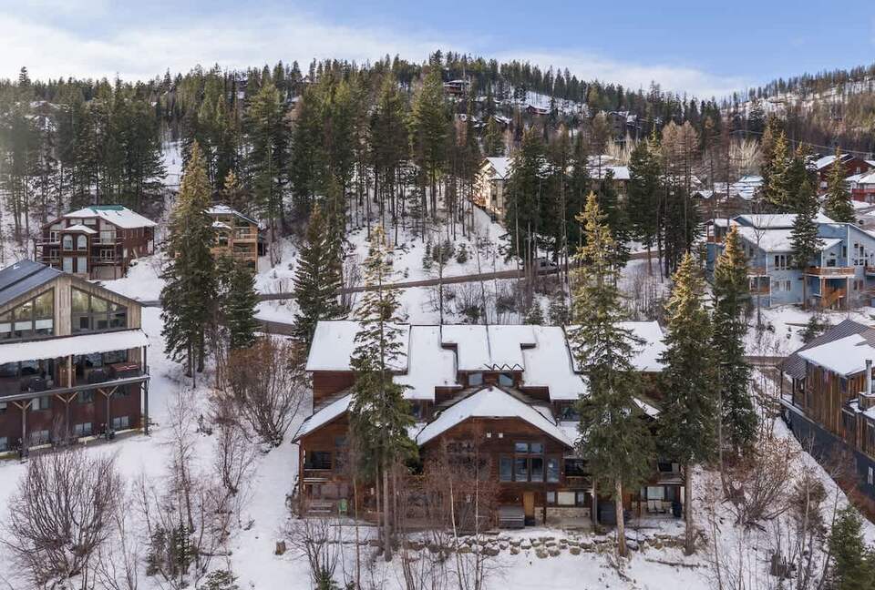 Luxury Mountain Escape with Panoramic Whitefish Views - Whitefish, Montana