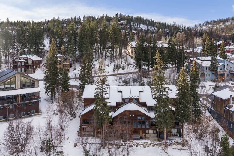 Luxury Mountain Escape with Panoramic Whitefish Views - Whitefish, Montana