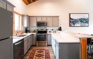 Ski-In/Ski-Out Big Sky Retreat Near Mountain Village - Big Sky, Montana