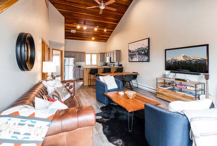 Ski-In/Ski-Out Big Sky Retreat Near Mountain Village - Big Sky, Montana