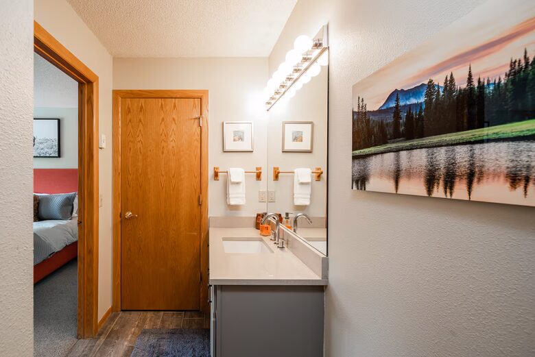Ski-In/Ski-Out Big Sky Retreat Near Mountain Village - Big Sky, Montana