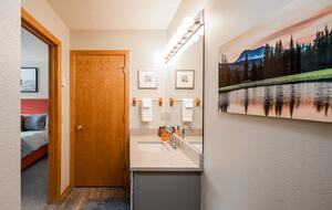 Ski-In/Ski-Out Big Sky Retreat Near Mountain Village - Big Sky, Montana
