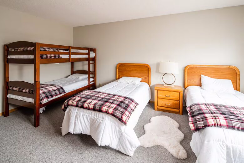 Ski-In/Ski-Out Big Sky Retreat Near Mountain Village - Big Sky, Montana