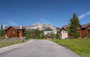 Ski-In/Ski-Out Big Sky Retreat Near Mountain Village - Big Sky, Montana