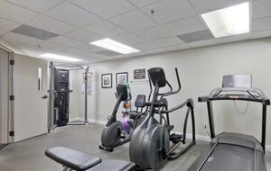 Walkable Carlsbad Village Retreat with Ocean & Lagoon Glimpses - Carlsbad, California