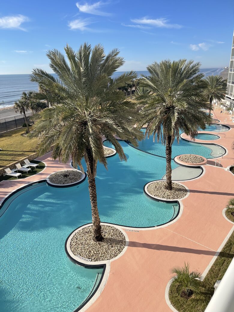Diamond Beach Resort Retreat with Gulf Views & Lazy River - Galveston, Texas