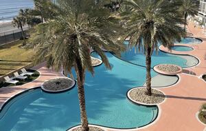 Diamond Beach Resort Retreat with Gulf Views & Lazy River - Galveston, Texas
