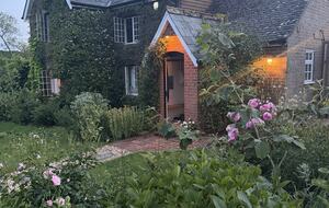 A delightful New Forest Cottage with Orchard and Shepherd’s Hut - Lyndhurst, United Kingdom