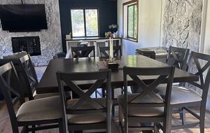 Kitchen table for 8 with expander