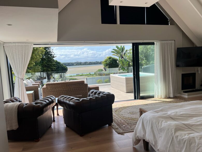 Elegant St Francis Bay Luxury Shore Rd Home - St Francis Bay, South Africa